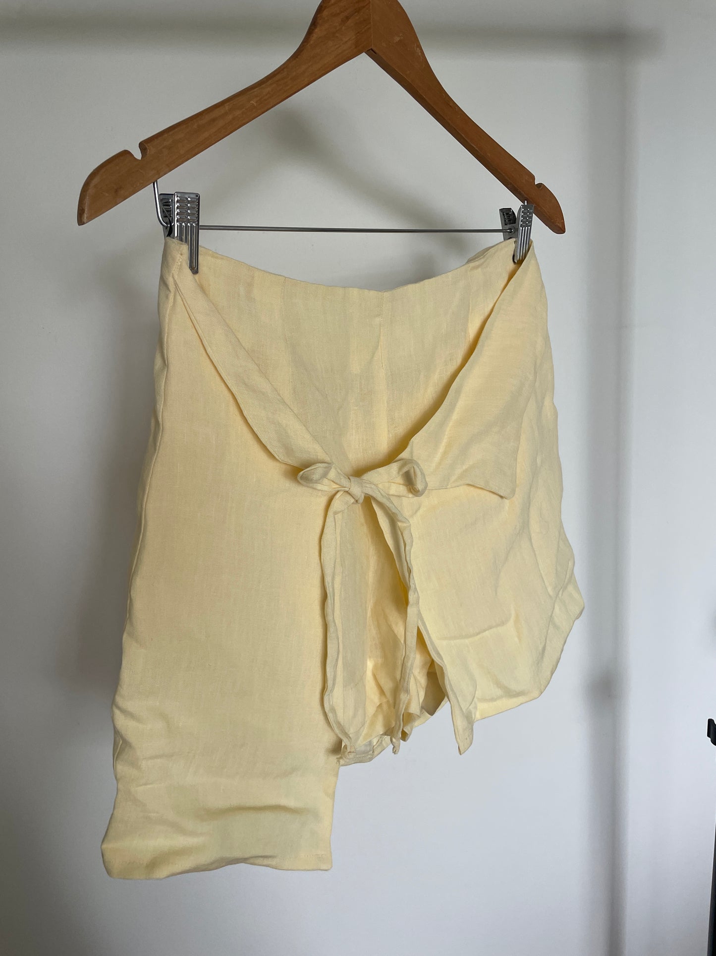 SAMPLE Odette Skort in Yellow