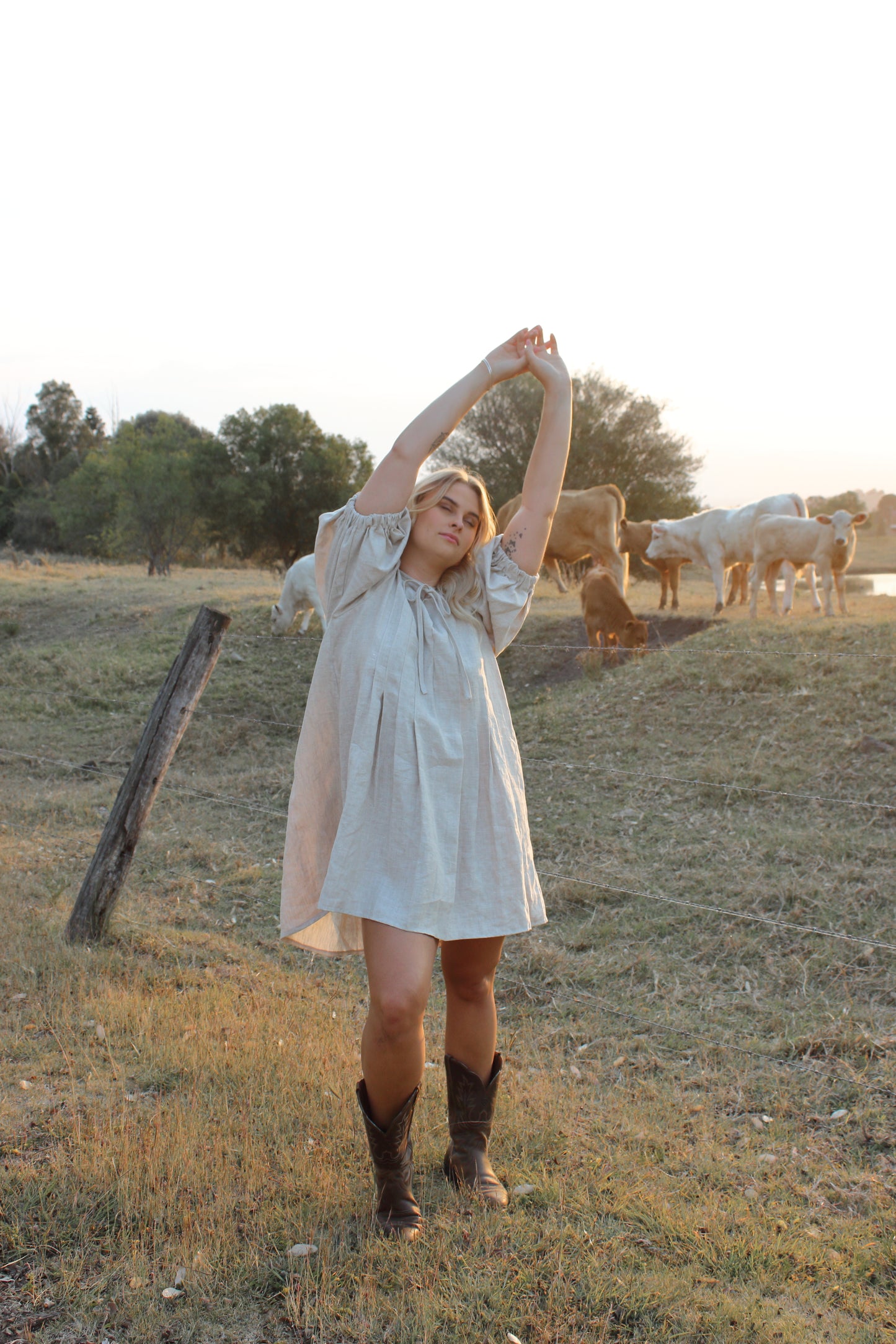 SAMPLE Palma Mini Dress in Oat (L)