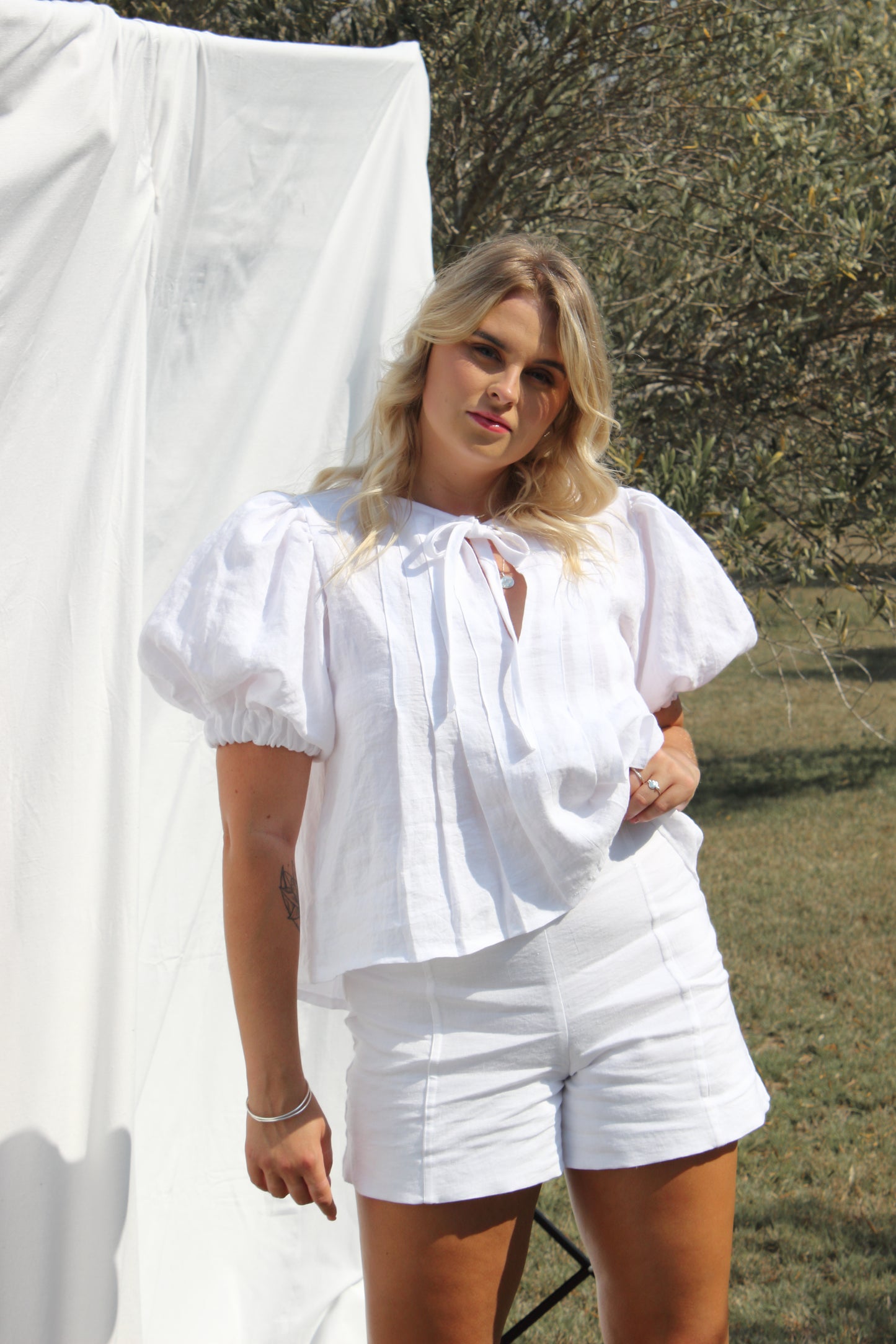 Paloma Shorts in White