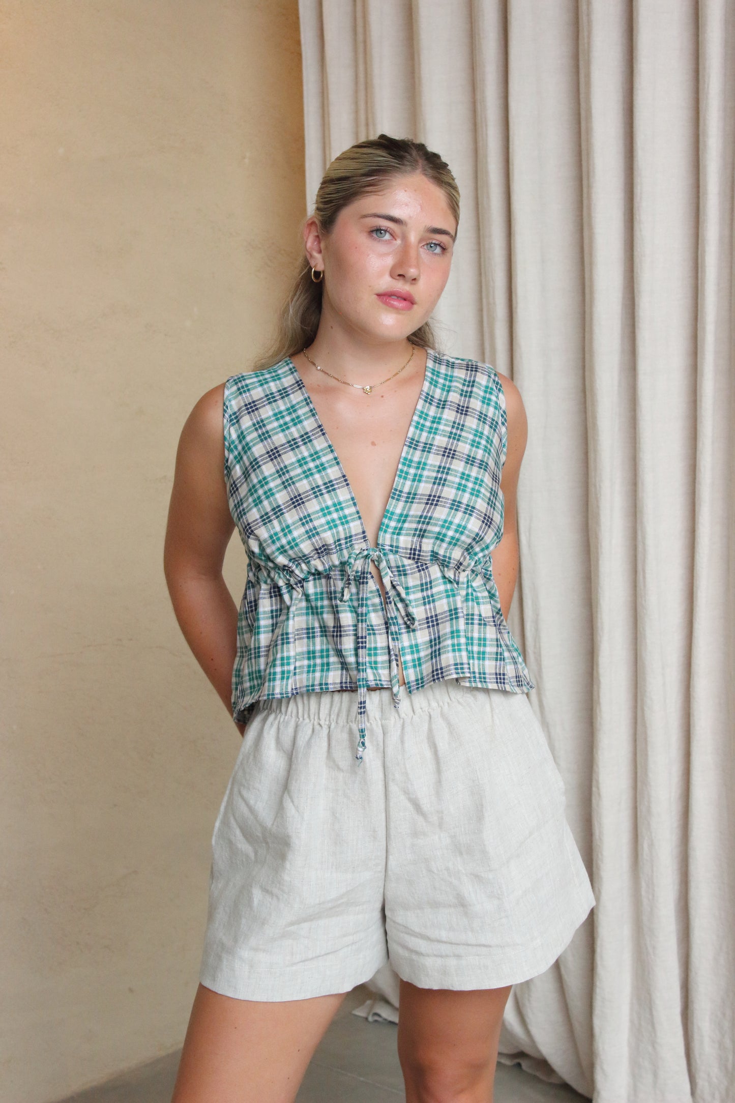 Harper Shorts in Oat