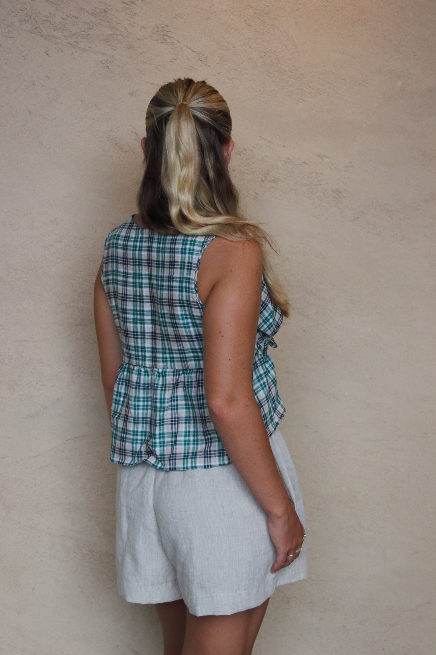 Harper Shorts in Oat