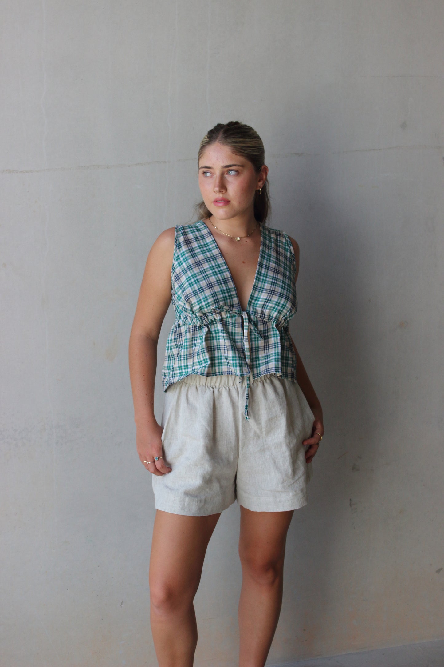 Harper Shorts in Oat