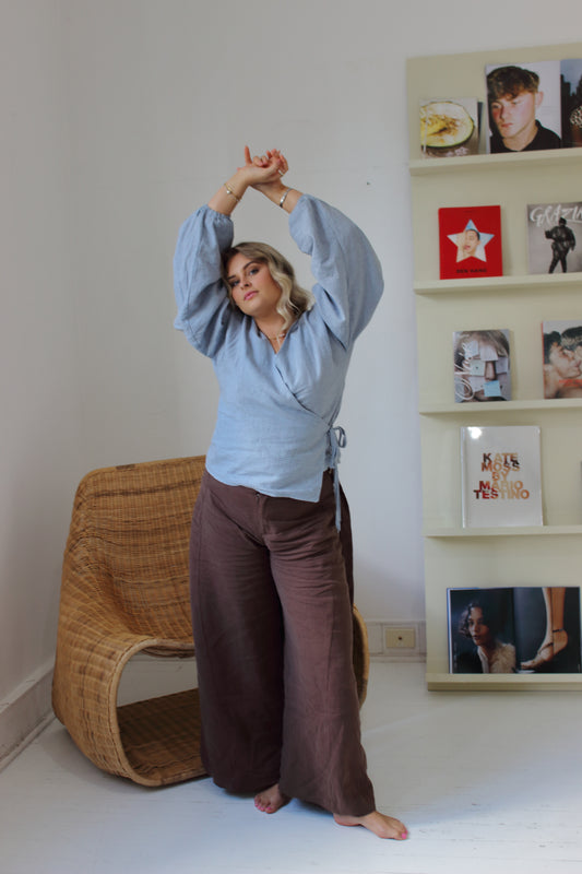 Evan Trousers in Mocha